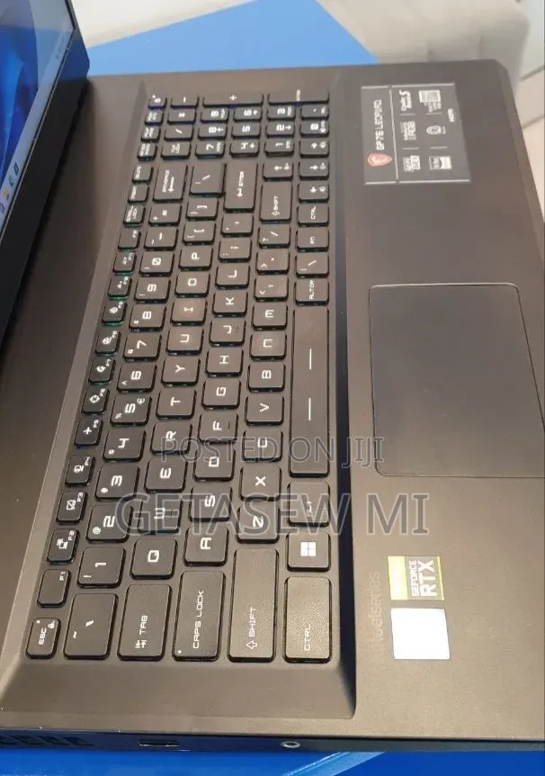 New Laptop MSI GP75 Leopard 16GB Intel Core i7 SSD 1T