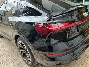 New Audi Q8 2023 Black