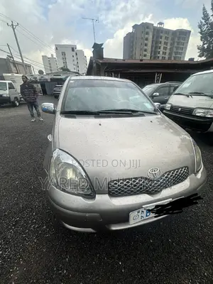 Toyota Vitz 1.0 FWD 5dr 2003 Gray