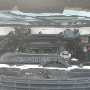 Toyota HiAce 2011 White