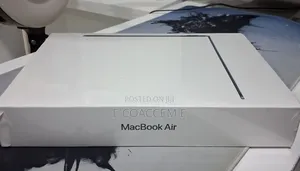 New Laptop Apple MacBook 8GB SSD 256GB