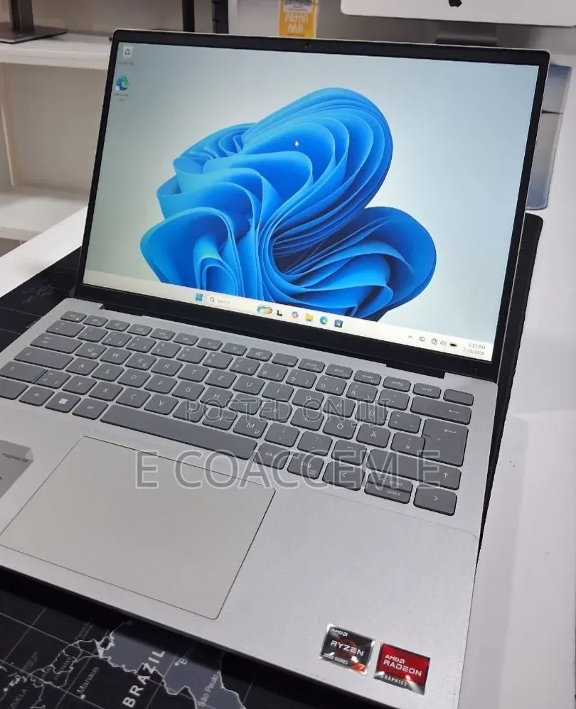 New Laptop Dell 16GB AMD Ryzen 7 SSD 1T