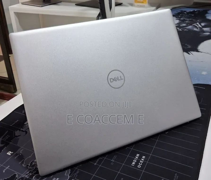 New Laptop Dell 16GB AMD Ryzen 7 SSD 1T