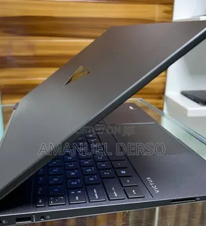 New Laptop HP 14-dq1025cl 16GB Intel Core i5 SSD 512GB
