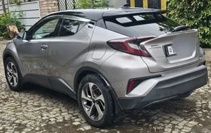Toyota C-HR 2017 Silver
