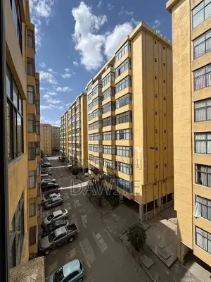 Furnished 4bdrm Apartment in የማህበር አፓርታማ, Bole for sale