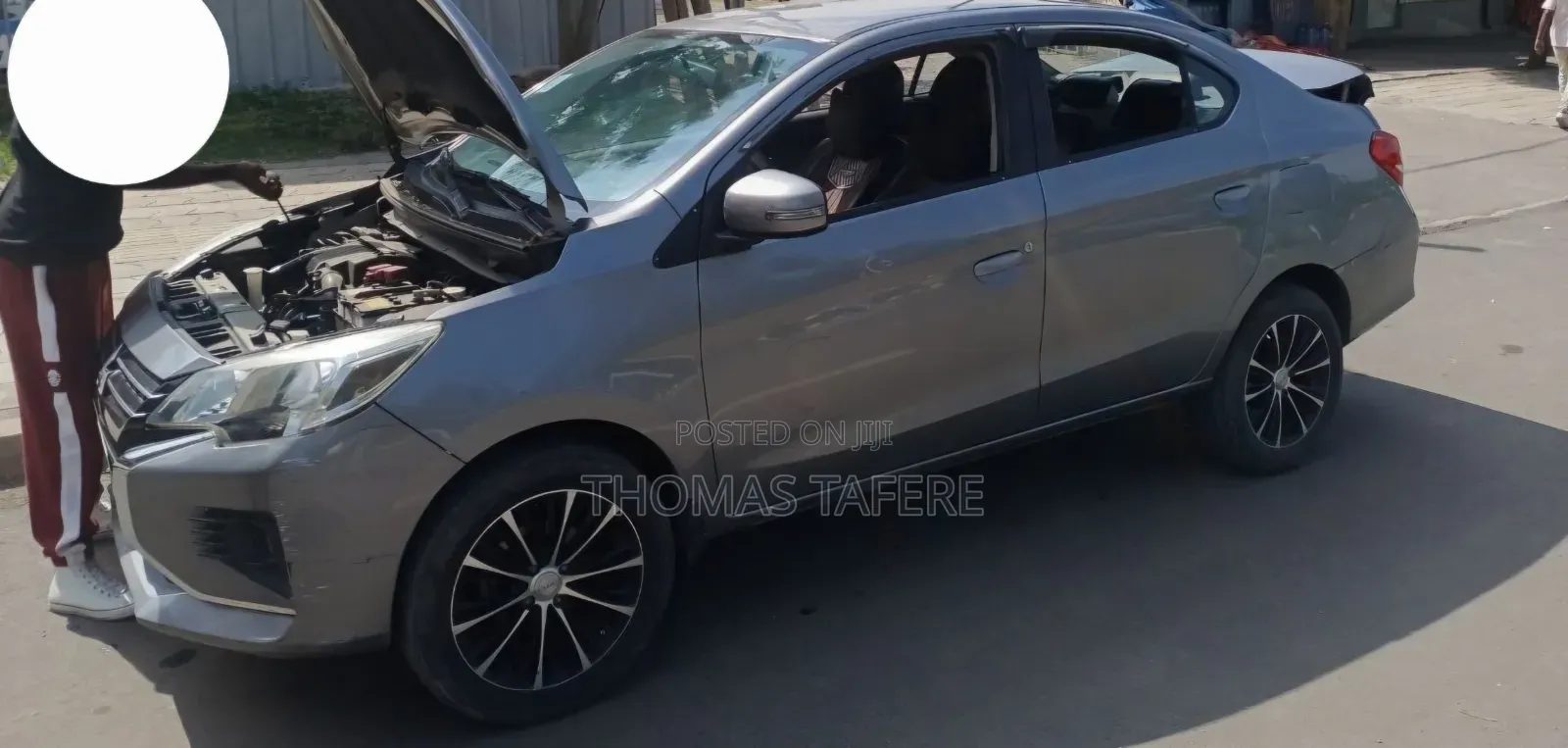 Mitsubishi Attrage 2022 Silver
