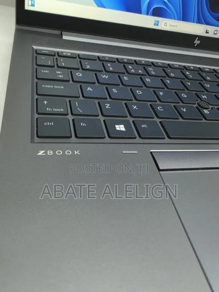 New Laptop HP ZBook Studio 16GB Intel Core i7 SSD 512GB