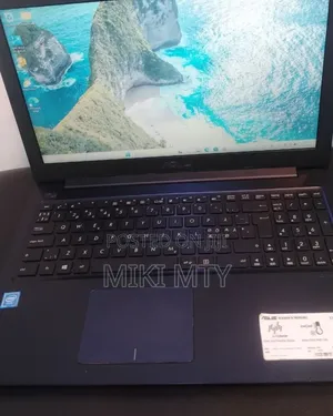 New Laptop Asus E502S 16GB Intel Core i5 SSD 512GB