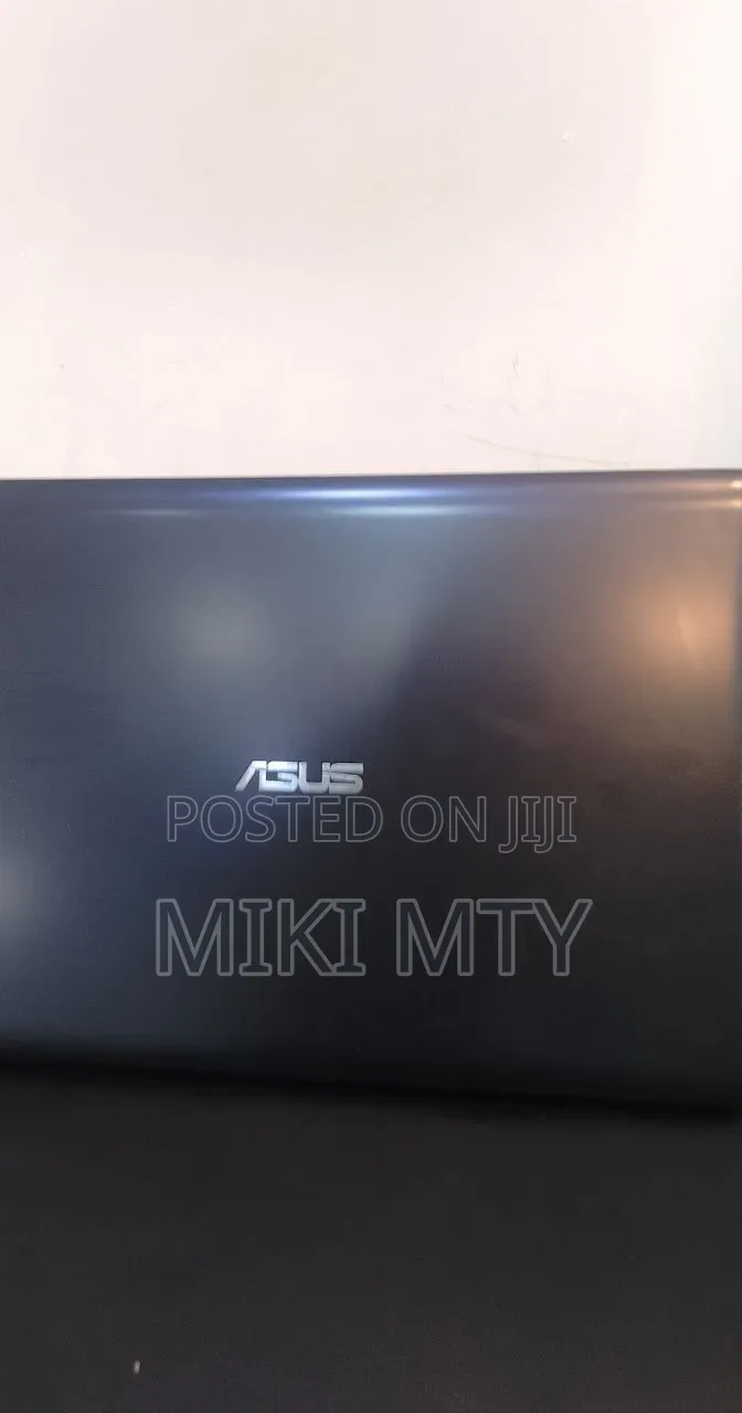New Laptop Asus E502S 16GB Intel Core i5 SSD 512GB