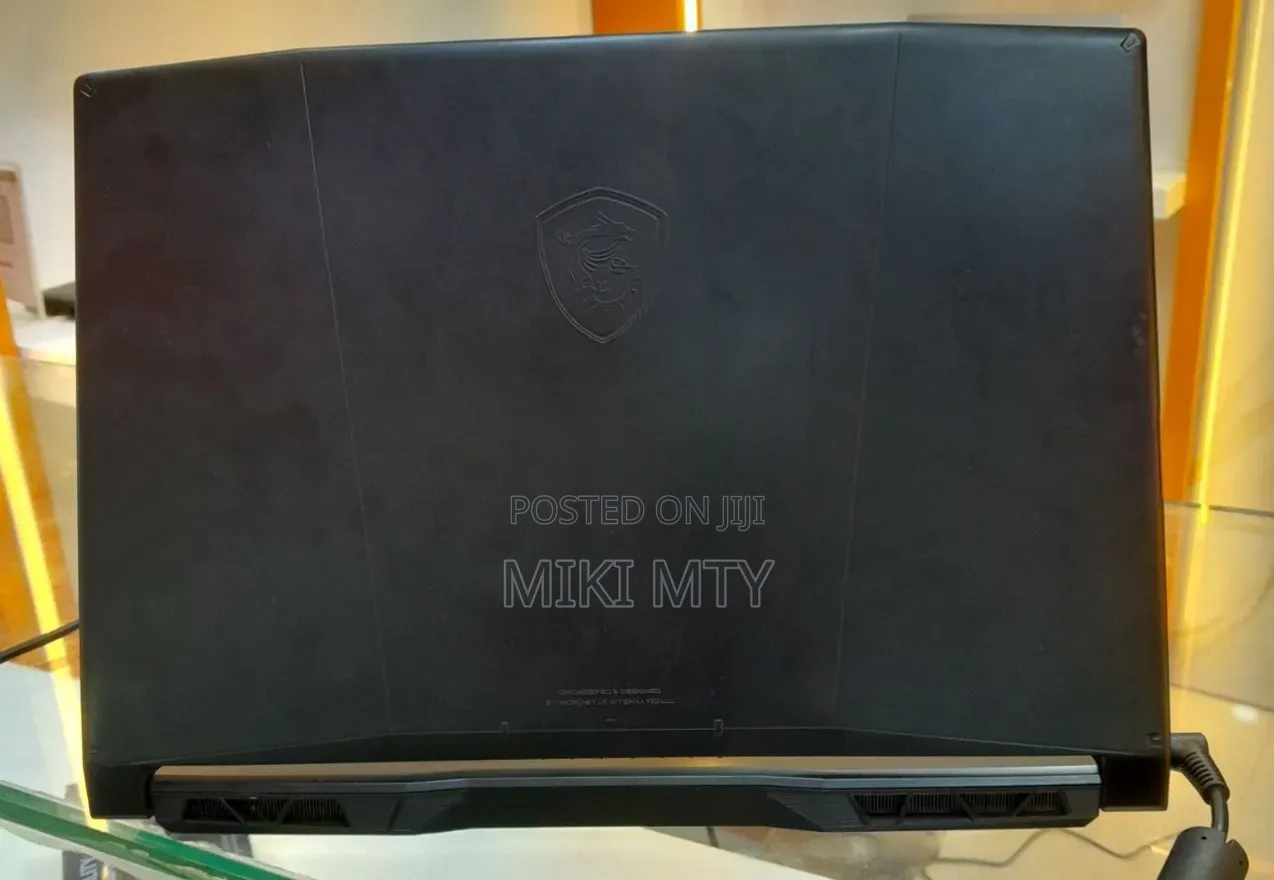 New Laptop MSI Katana 15 16GB Intel Core i7 SSD 1T