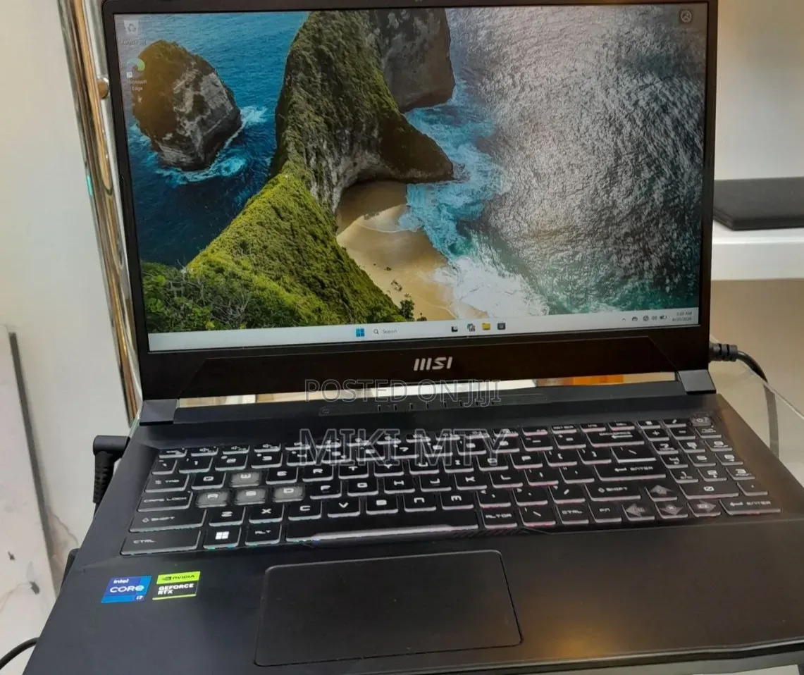 New Laptop MSI Katana 15 16GB Intel Core i7 SSD 1T