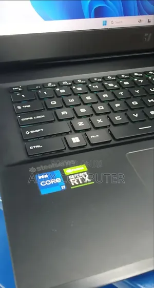 New Laptop MSI GP75 Leopard 16GB Intel Core i7 SSD 1T