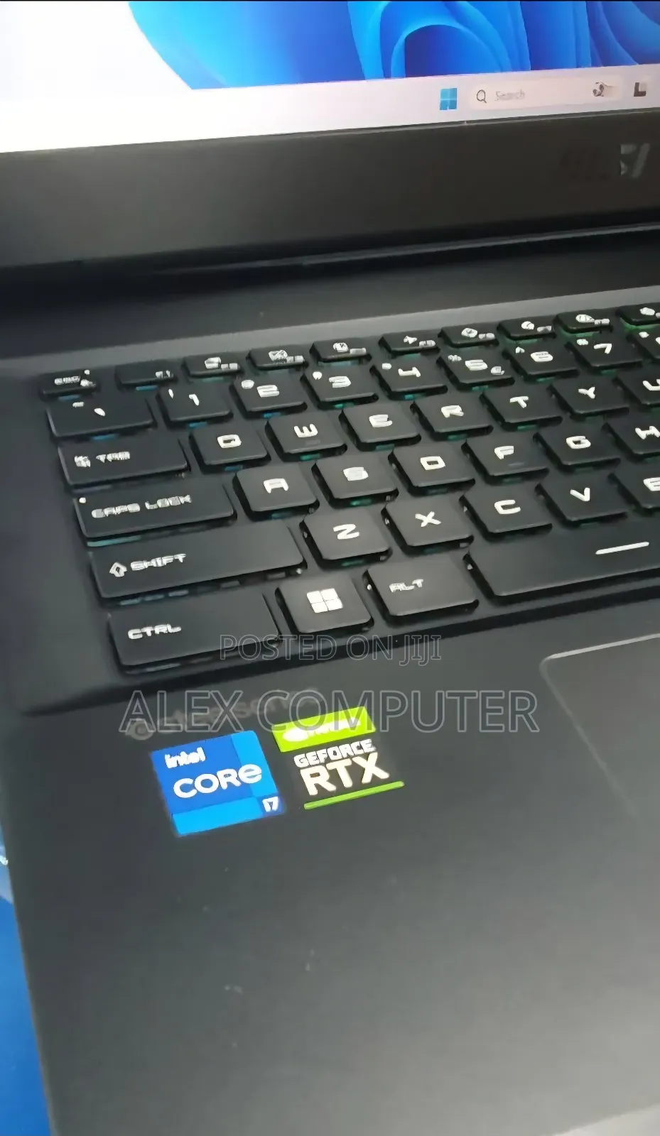 New Laptop MSI GP75 Leopard 16GB Intel Core i7 SSD 1T