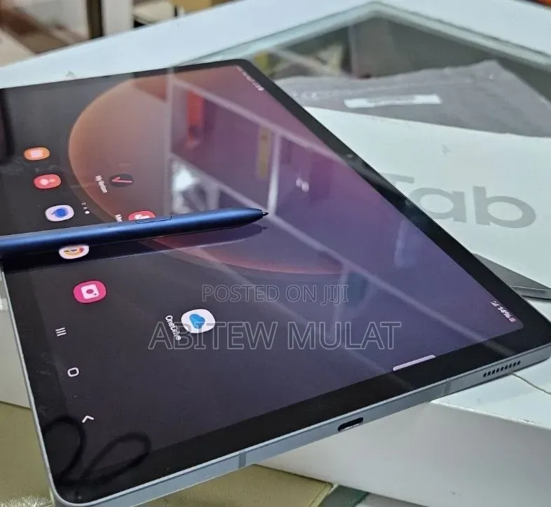 New Samsung Galaxy Tab S9 FE 128 GB Gray