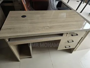 Local Office Table 1.20cm