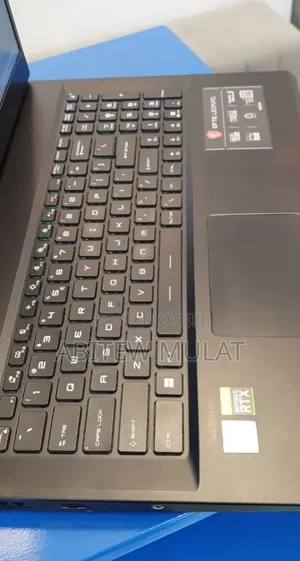 New Laptop MSI GP75 Leopard 16GB Intel Core i7 SSD 1T