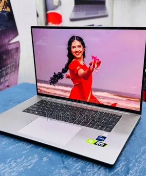 New Laptop HP ZBook Firefly 14 G10 16GB Intel Core i9 SSD 512GB