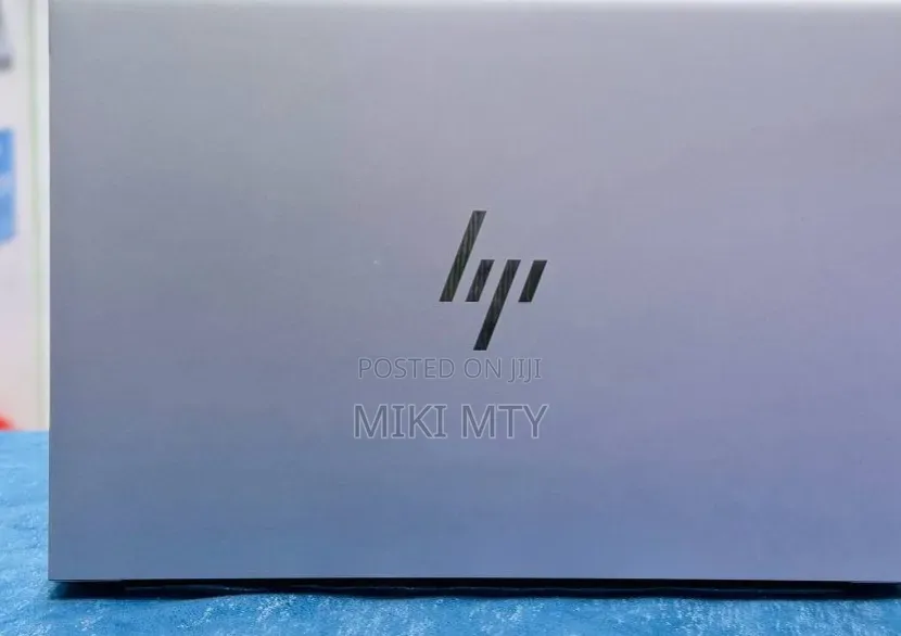 New Laptop HP ZBook Firefly 14 G10 16GB Intel Core i9 SSD 512GB