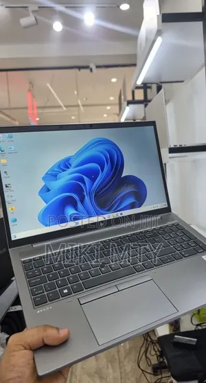 New Laptop Zinox iPro 16GB Intel Core i5 SSD 1T