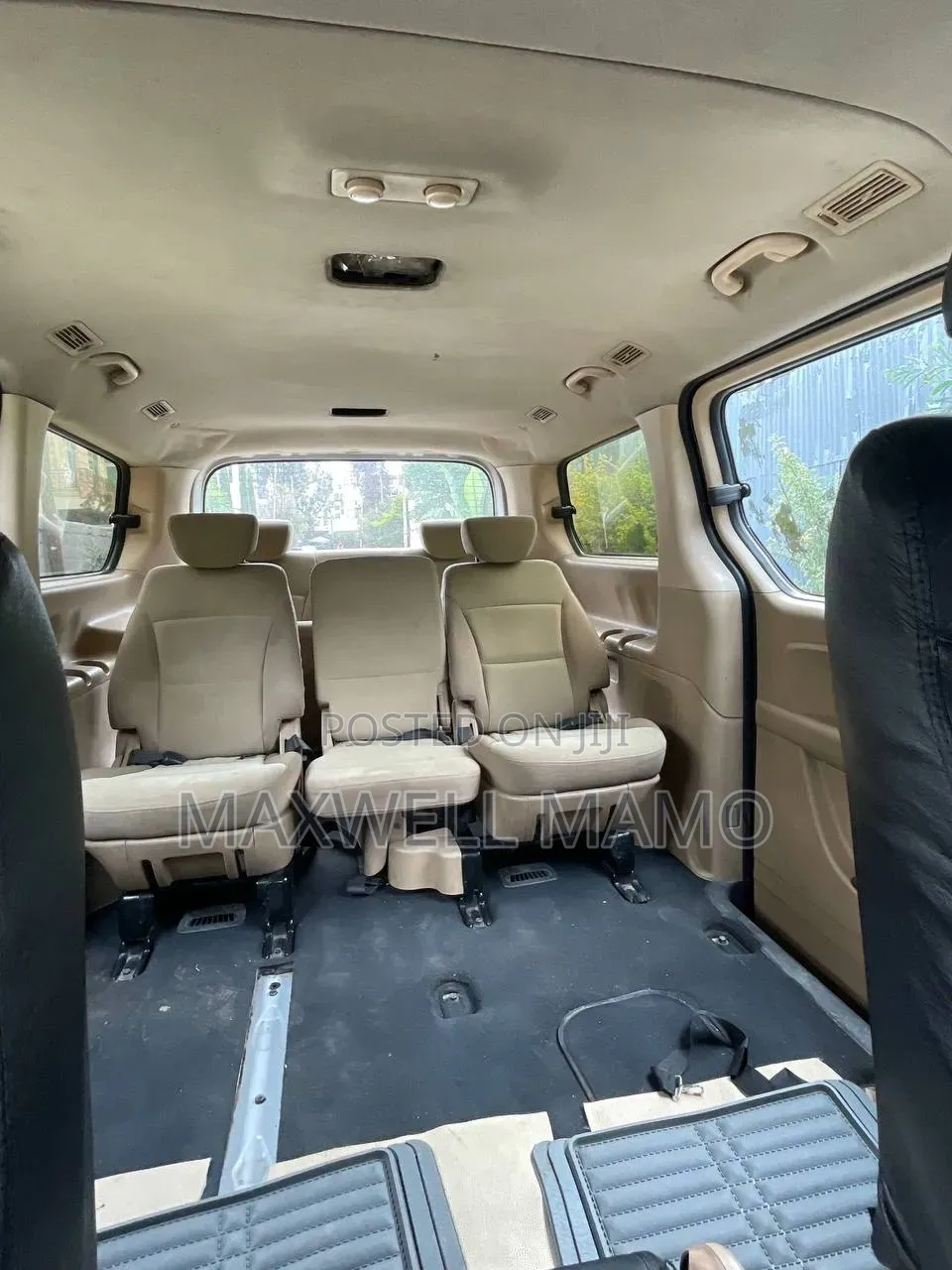Hyundai H200 2010 Silver