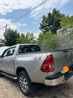 Toyota Hilux Revo Double Cab Deisel 2.8 AWD 2016 Silver