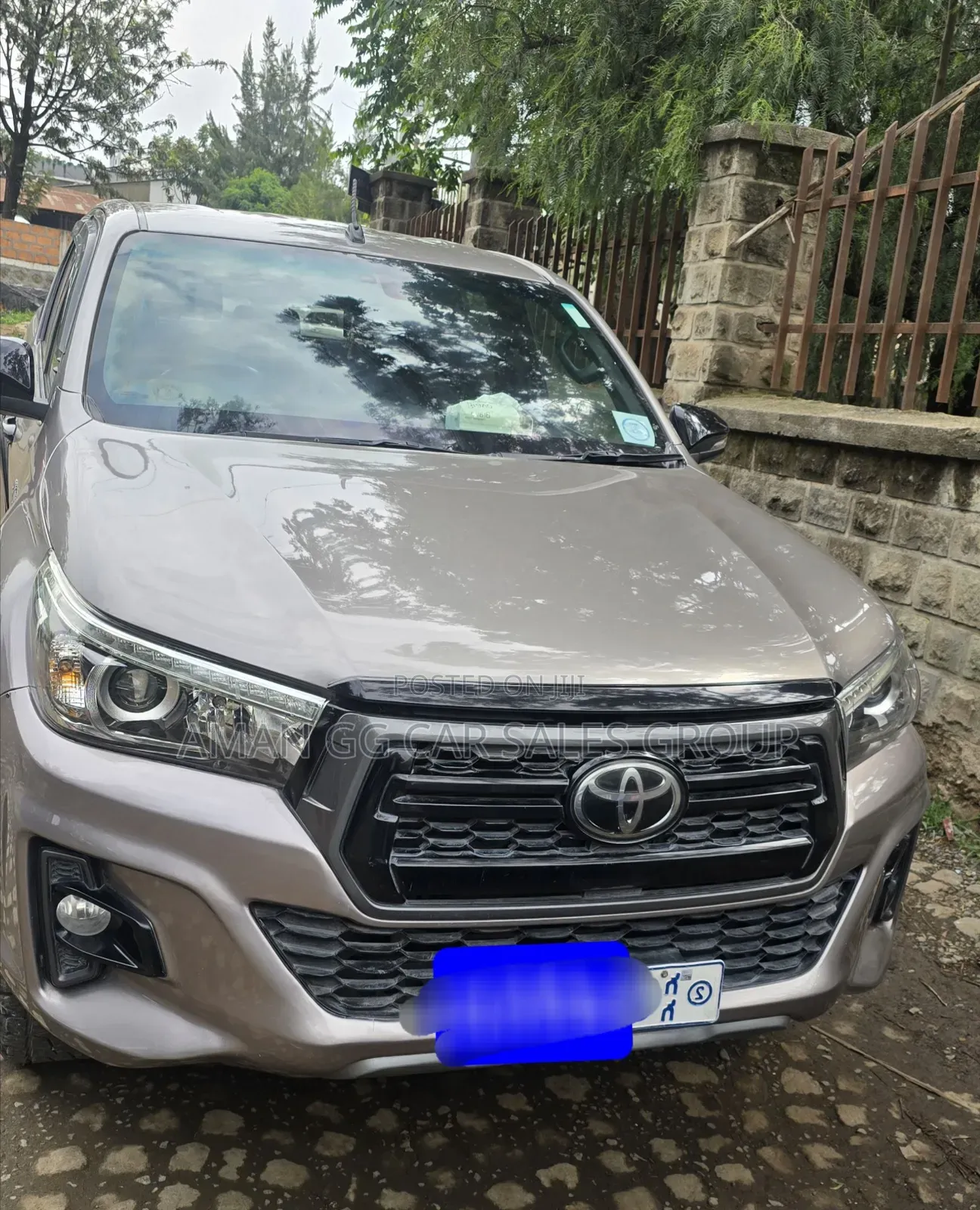 Toyota Hilux 2019 Gold