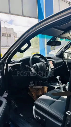 New Toyota Hilux 2025