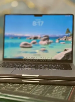 Laptop Apple MacBook Pro 2021 M1 32GB Apple M1 Pro SSD 512GB