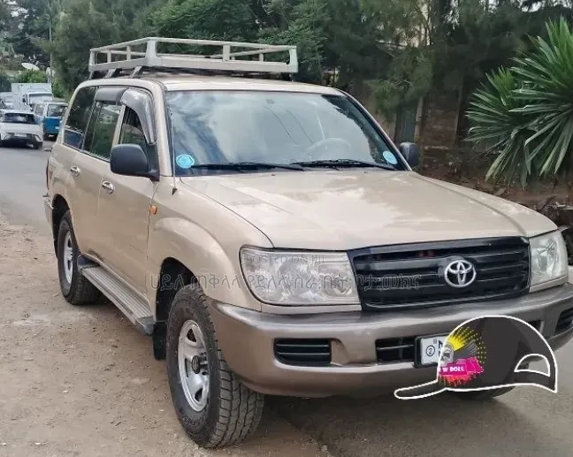 Toyota Land Cruiser 2004 Pink