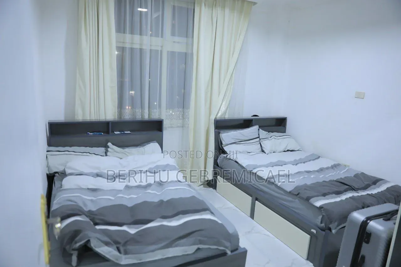 3bdrm Condo in አያት, Bole for rent