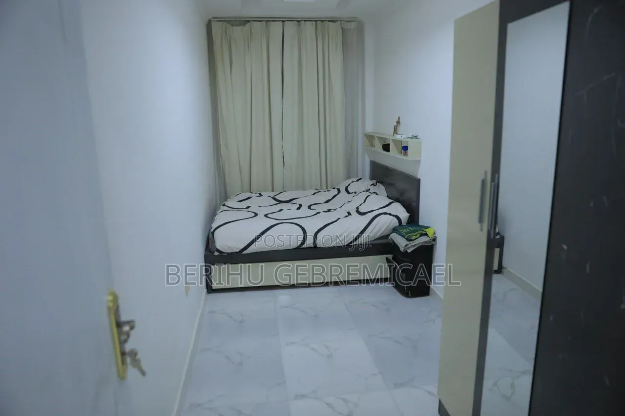 3bdrm Condo in አያት, Bole for rent