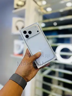 New Apple iPhone 17 Pro Max 256 GB Silver