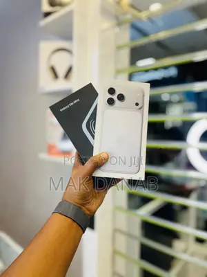 New Apple iPhone 17 Pro Max 256 GB Silver