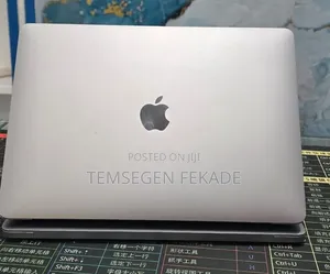 New Laptop Apple MacBook Air 2020 M1 8GB Apple M1 SSD 256GB