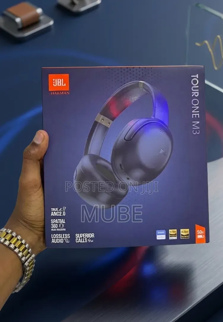 JBL Tour One M3 - Premium Anc
Headphones