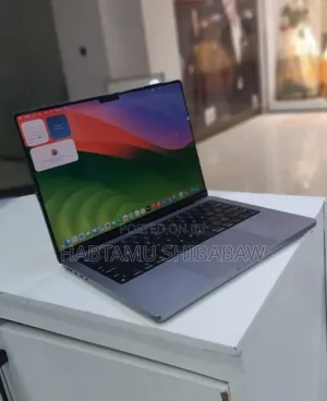 New Laptop Apple MacBook Pro 2021 M1 32GB Apple M1 Pro SSD 512GB