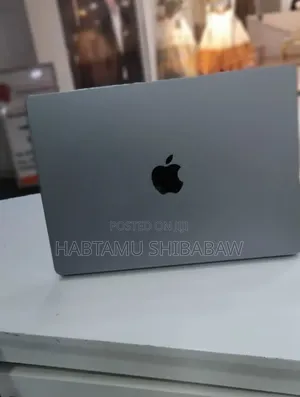 New Laptop Apple MacBook Pro 2021 M1 32GB Apple M1 Pro SSD 512GB
