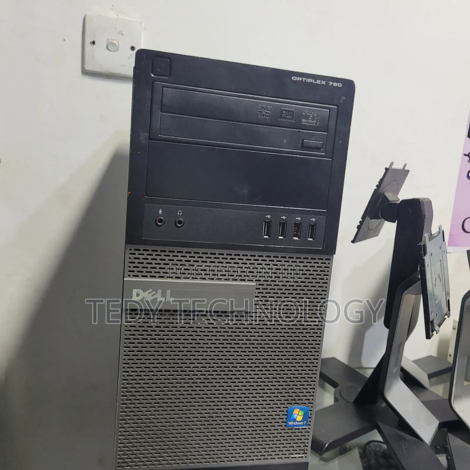 New Desktop Computer Dell OptiPlex 790 4GB Intel Core i5 HDD 500GB