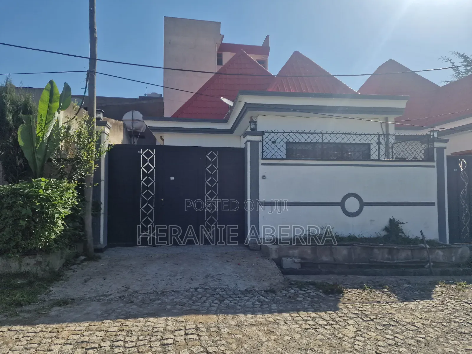4bdrm Villa in Oromia-Finfinne for sale