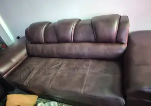 Lezer Sofa