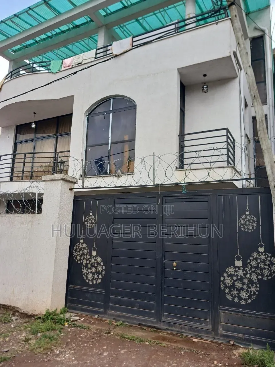 Furnished 3bdrm Villa in Bole for sale