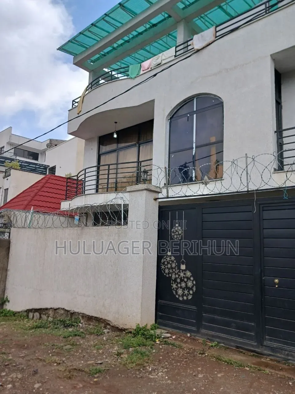 Furnished 3bdrm Villa in Bole for sale