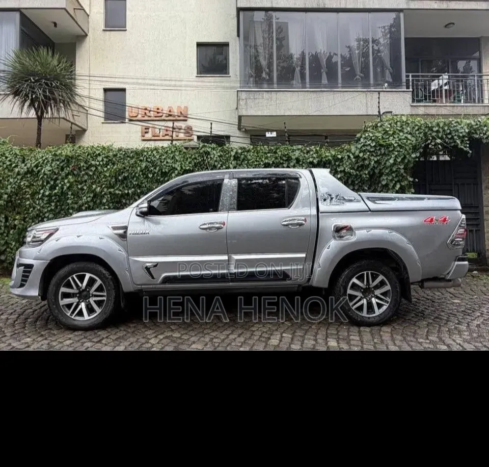 Toyota Hilux 2017 Silver