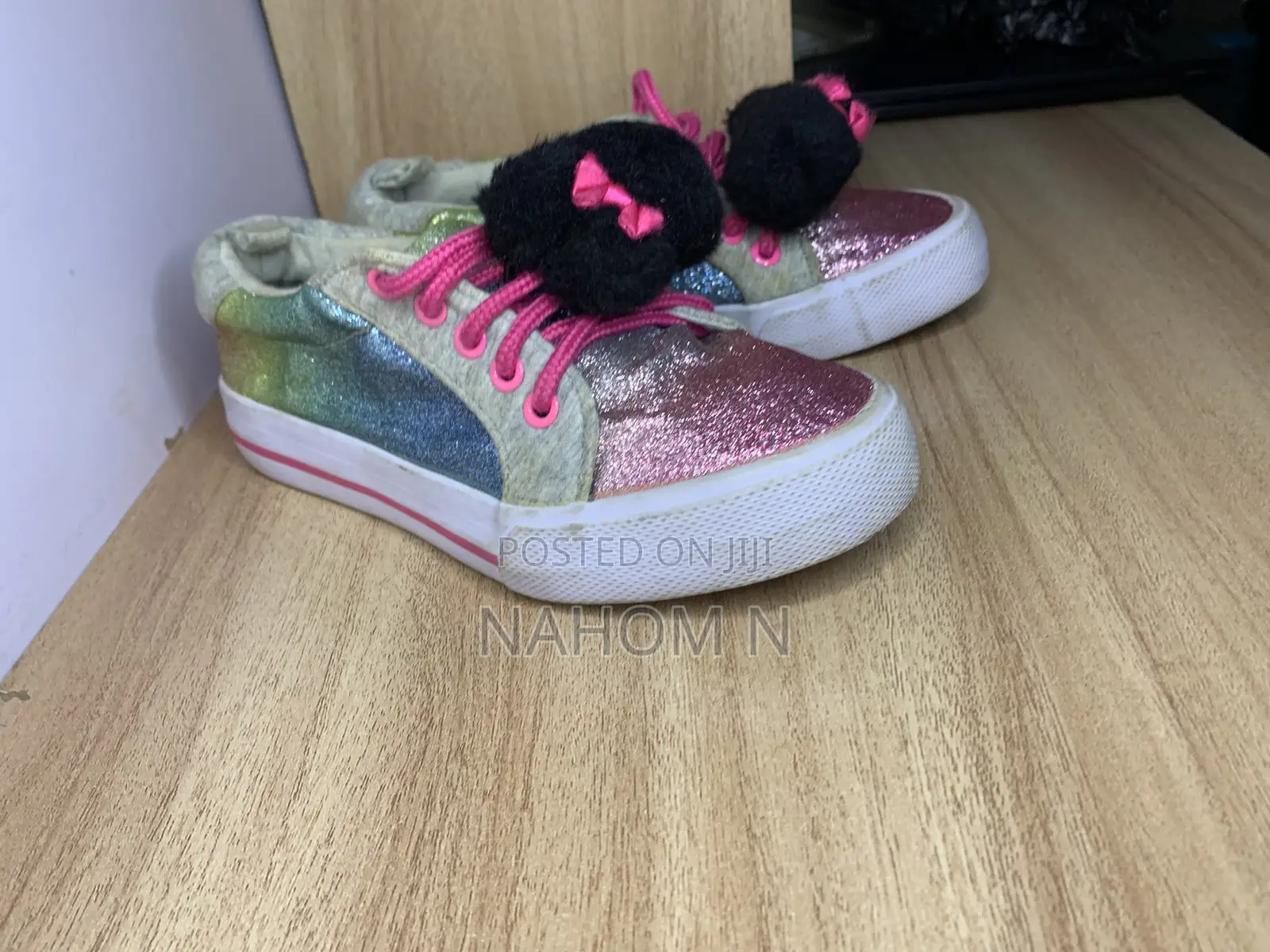 Disney Minnie Mouse Toddler Girl Sneakers