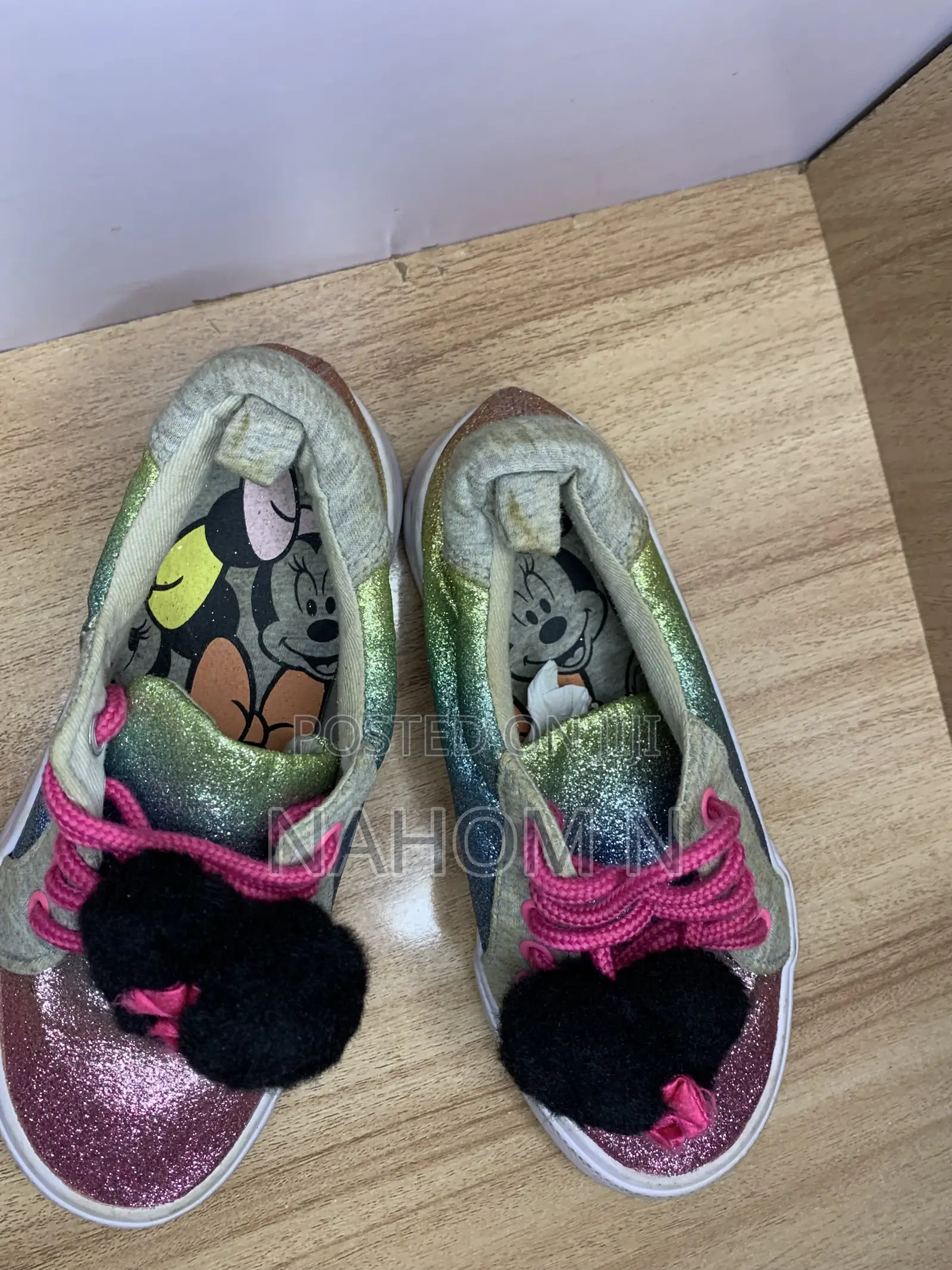 Disney Minnie Mouse Toddler Girl Sneakers