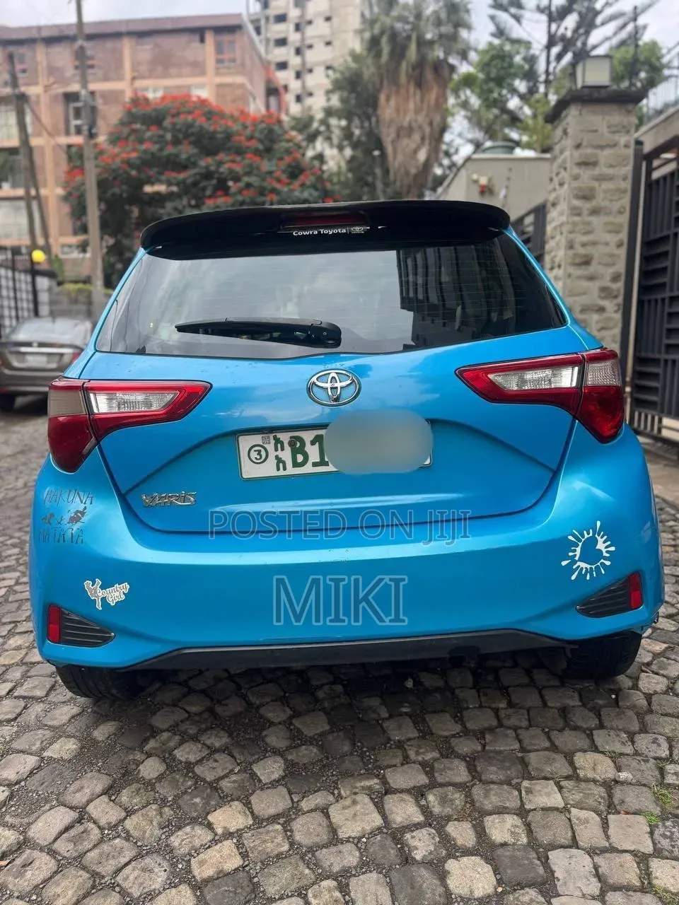 Toyota Yaris 2018 Blue