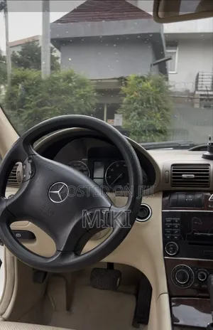 Mercedes-Benz C200 2004 White
