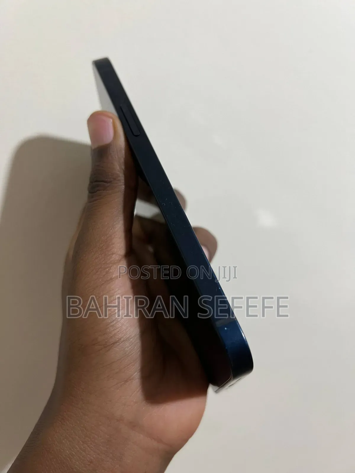 Apple iPhone 12 64 GB Black