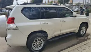 Toyota Land Cruiser 2018 White